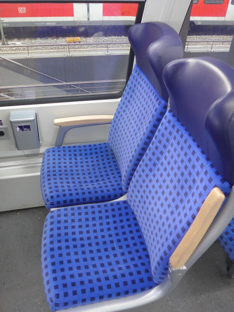 DB Nahverkehr Dosto 2 Klasse Sitze